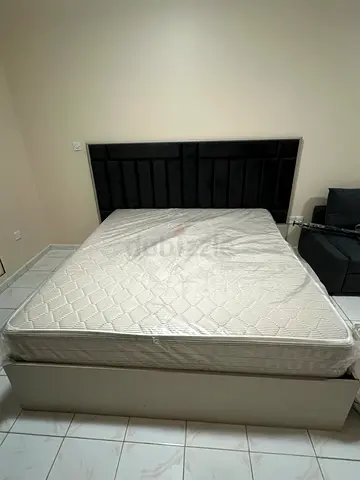 King size Mattress 200x180 cm used for 1 month only - good condition