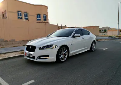 2015 Jaguar XF — фото 7
