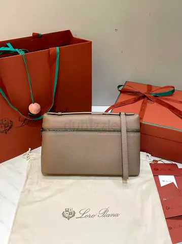 Loro piana Extra pouch