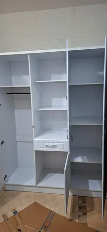 White Built-in Wardrobe / Closet - Good