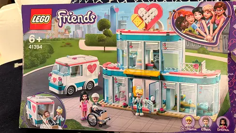 Lego friends hospital