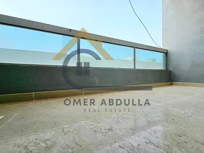 Spacious Studio With balcony For Family on the road building In old Muwaileh