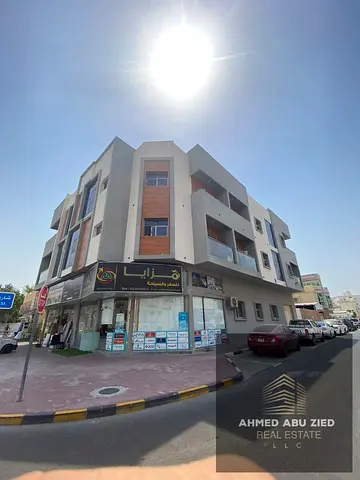 بناية سكنية تجارية كورنر للبيع في النعيمية – عجمان | مؤجرة بالكامل | دخل 410 ألف درهم