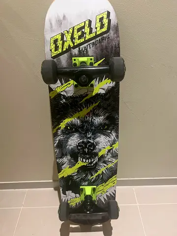 Oxelo skate board