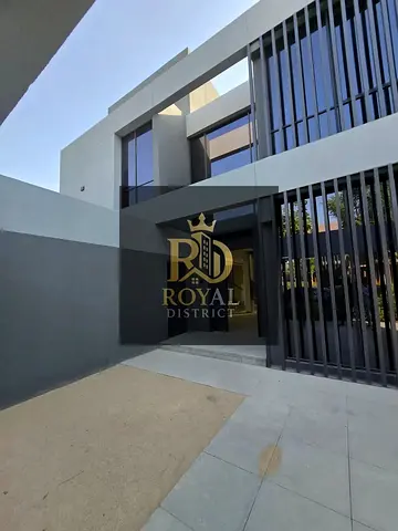 DISTRESS DEAL | SINGLE ROW ON GREEN BELT | 4 BEDROOMS + MAJLIS + MAID | STAND ALONE VILLA | HUGE PL