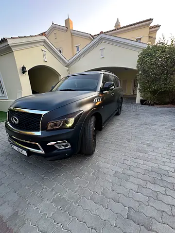 2015 Infiniti QX80 | First Owner | Black & Red Custom Spec | Starlight Roof