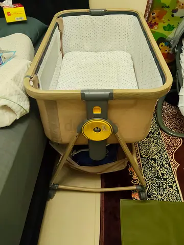 Adjustable Bedside Bassinet for Infants Crib
