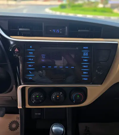 2018 Toyota COROLLA — фото 16