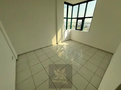 Beautiful 2 Bedroom Apartment Prime Location Close to Services, Schools and Shopping Areas