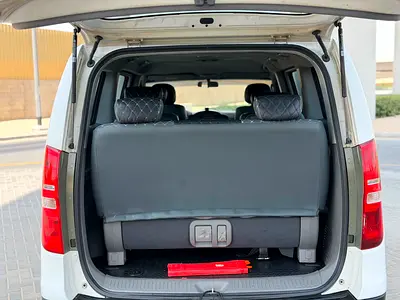 2014 Hyundai H1 photo 15