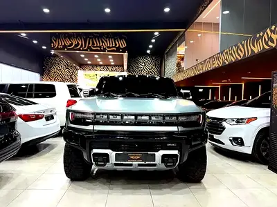 2024 GMC HUMMER — фото 2