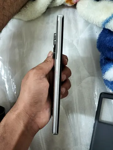Realme gt6 12/256gb