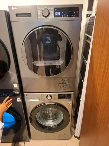Lg brand 9kg washer and 9kg drayer latest model