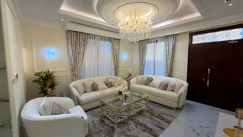Two-story villa with a rooftop terrace, fully furnished with furniture, air conditioning, registration and ownership fees, electricity and water bills