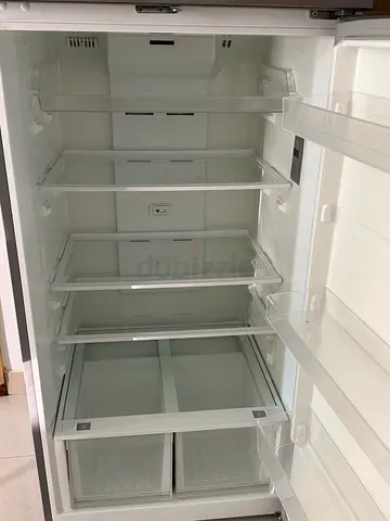 West Point fridge freezer - 468L Total - 70cm x 60 cm x 190 cm