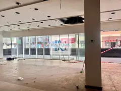 PRIME LOCATION | CORNER RETAIL | ROAD FACING