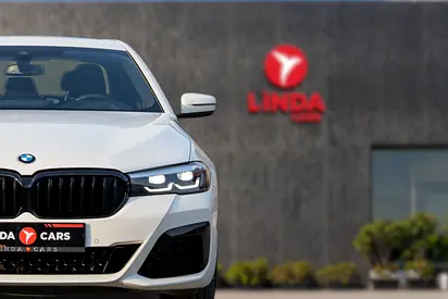 صورة 3 لـ 2023 BMW 5-SERIES