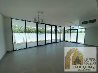 اجمل فيلا 5 غرف بمدينة اجمل مكان بالشارقة | تكييف مركزي | بلكون | روف كبير | خزائن بالحائط | غرفة خادمة | حديقة خاصة
