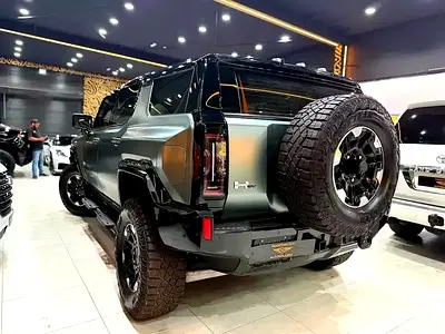 2024 GMC HUMMER — фото 7