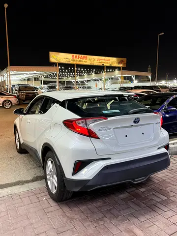 2020 Toyota C-HR photo 5