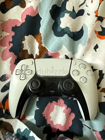 Original Sony PlayStation 5 DualSense Wireless Controller it has stick drift (please note that)