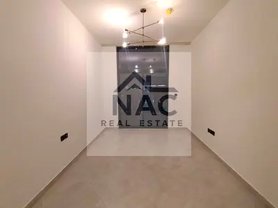 Spacious One Bedroom With Stunning View, Natural Bright, Ready To Move In.