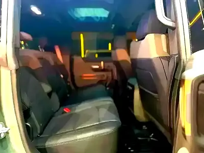 2024 GMC HUMMER 照片 13