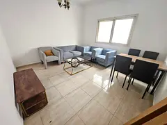 Free Parking 1,Bhk Flat Available 1,Bathroom Nice Family Building And Rent 34K