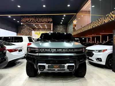 2024 GMC HUMMER — фото 3
