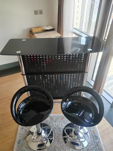 Bar and Stool Set
