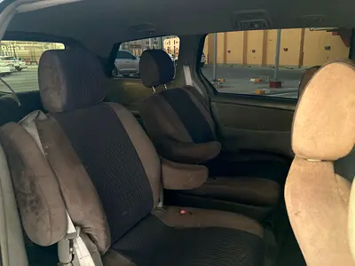 صورة 6 لـ 2010 Toyota SIENNA