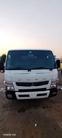 Brand New Mitsubishi Canter 2026 Standard - GCC Specs