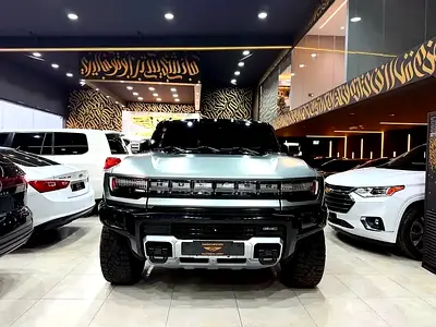 2024 GMC HUMMER — фото 2