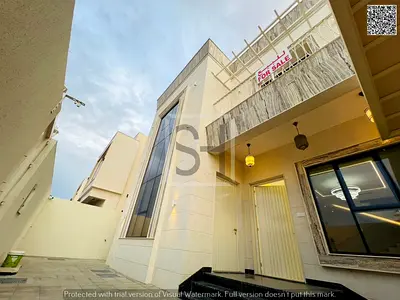 Villa for sale opposite a garden, including registration fees, electricity, water and air conditioning.