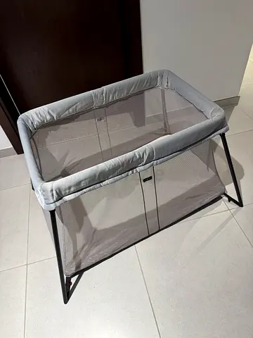 BABYBJÖRN TRAVEL COT