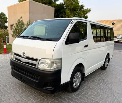 Toyota Hiace Standard 2011 GCC Specs