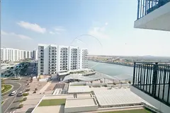 Vacant | Partial Canal View | Mid Unit