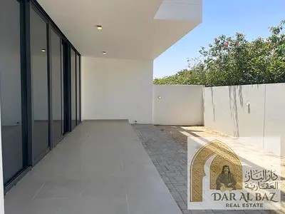 للإيجار السنوي في مدينة أجمل مكان بمنطقة الحمرية – الشارقة، فيلا مميزة وواسعة مكونة من 4 غرف نوم ماستر، بتصميم عائلي عملي ومساحات رحبة توفر الراحة