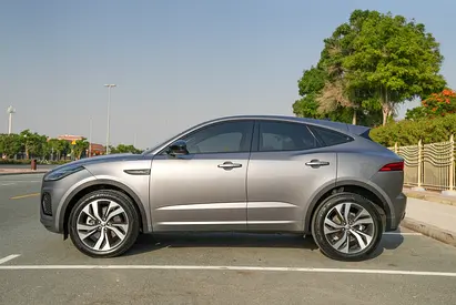 صورة 4 لـ 2024 Jaguar E-PACE
