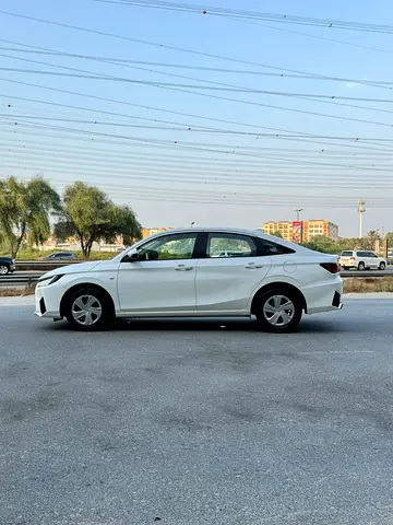 Toyota Yaris 2023 GCC Specs - Excellent Condition-3