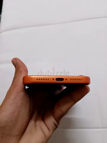17 pro max ( 15 days used new) urgent sell