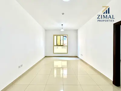 Affordable 1 bedroom with 2 washroom | Close to Bus stop & supermarkets