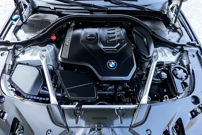 صورة 10 لـ 2023 BMW 5-SERIES