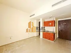 Studio With Open Kitchen/Family Building/Near Ambassador School