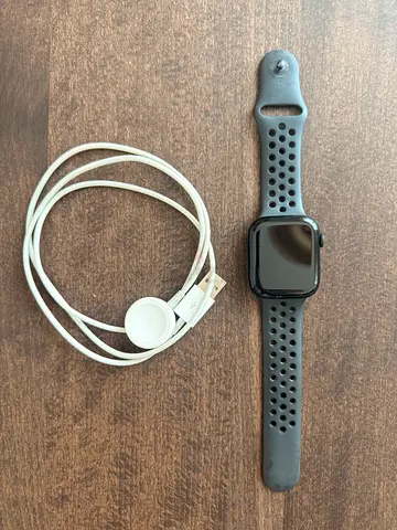 Apple Watch Series 7 (with Magnetic Charger) - Good Working Condition