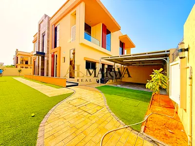 Brand new 5 Bedrooms Villa With Modern Design
