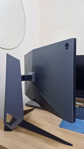 ALIENWARE 25 INCH Moniter