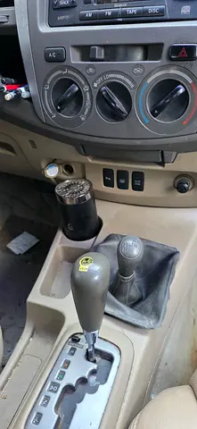 2010 Toyota FORTUNER 照片 6