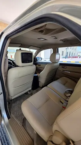 صورة 9 لـ 2014 Toyota FORTUNER