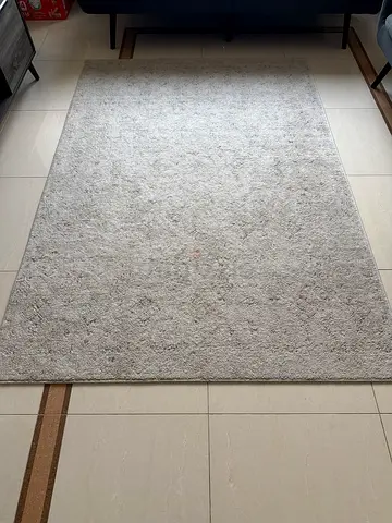 Light grey rug - good condition, 160 x 230 cm
